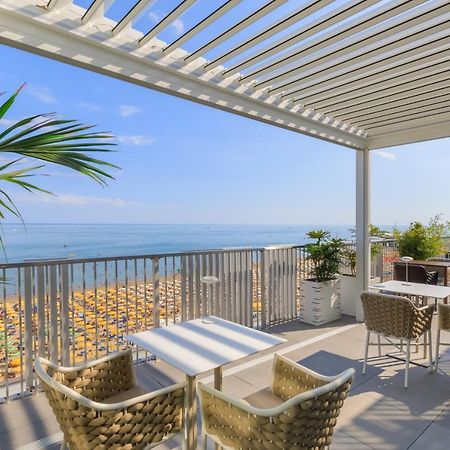 Diva Hotel Lignano - Adults Only لينانو سابيادورو المظهر الخارجي الصورة