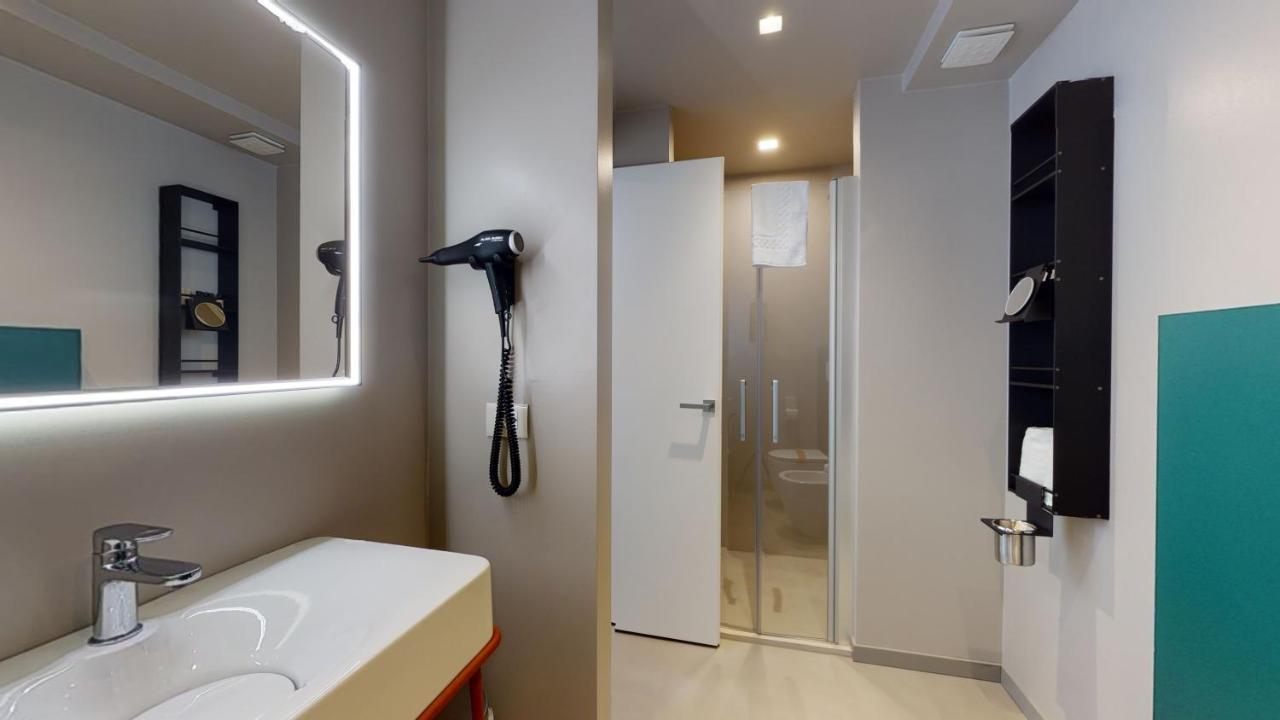 Diva Hotel Lignano - Adults Only لينانو سابيادورو المظهر الخارجي الصورة