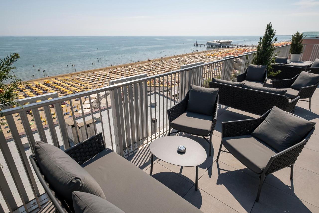 Diva Hotel Lignano - Adults Only لينانو سابيادورو المظهر الخارجي الصورة
