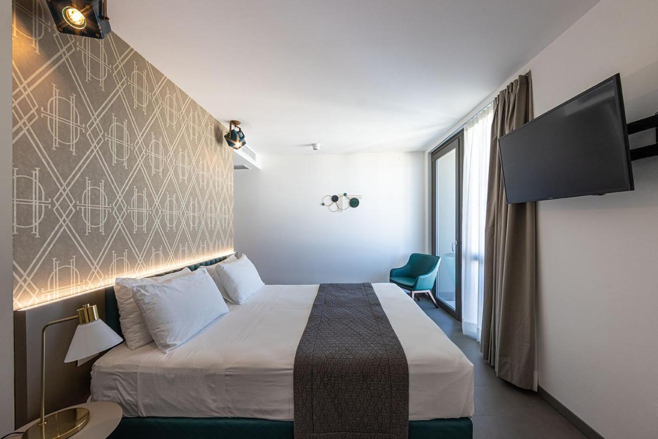 Diva Hotel Lignano - Adults Only لينانو سابيادورو المظهر الخارجي الصورة